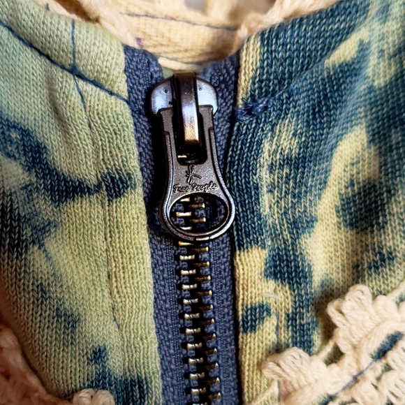 DONATING SOON⏰ NWT Free People We The Free True Blue Jacket - Picture 10 of 10